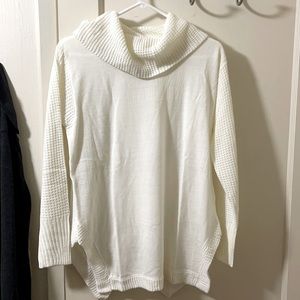 New sweater by Venus button down back